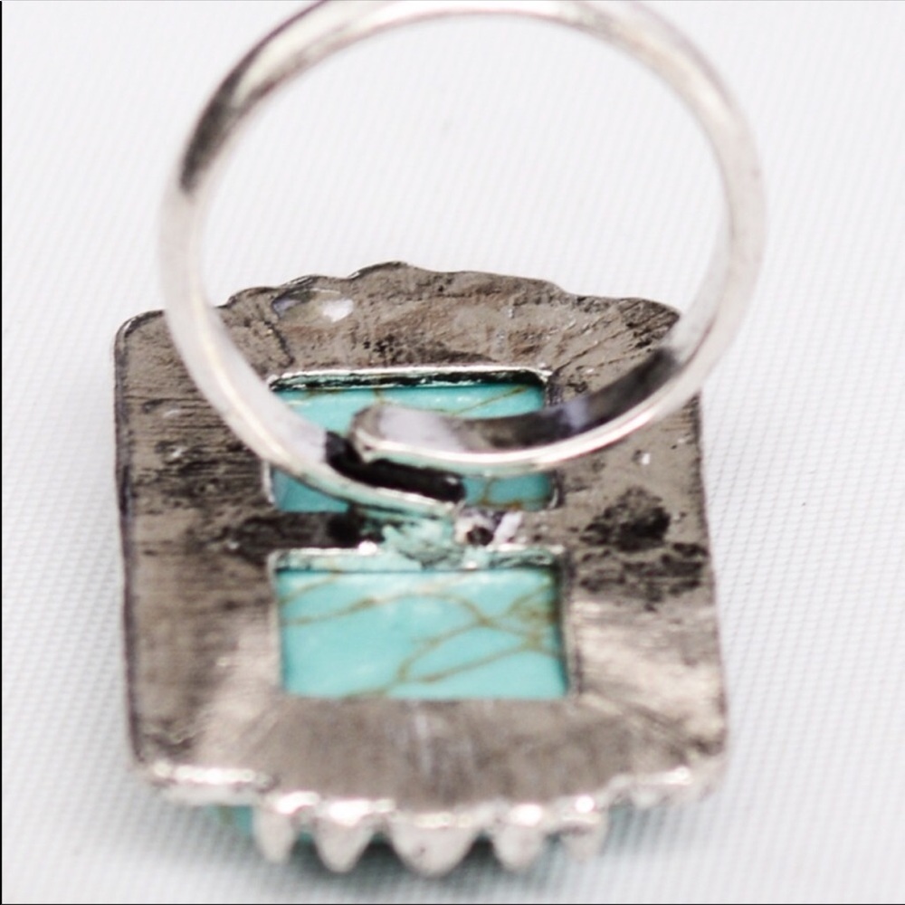 Vintage Rectangle Turquoise Stone Adjustable Ring - Picture 5 of 6